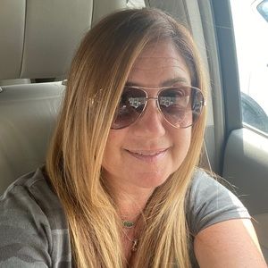 Meet your Posher, Sharyn